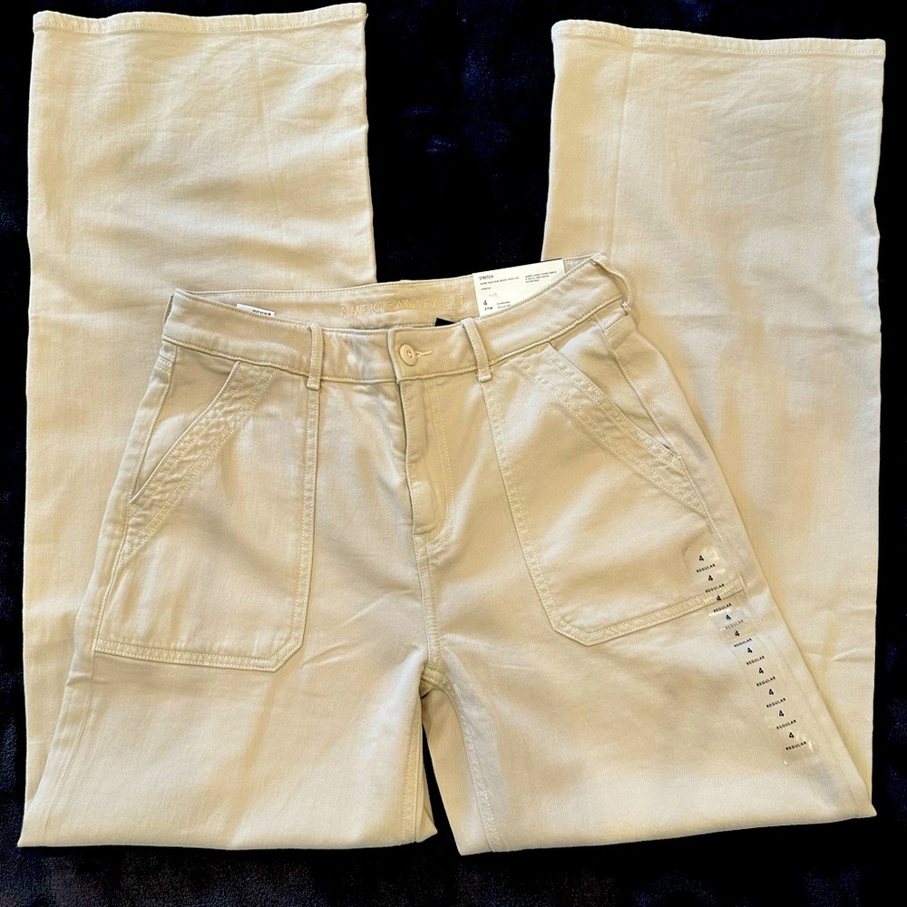 NWT American Eagle Stretch Super High-Rise Baggy Wide Leg Jeans Cream 4 Reg 27W